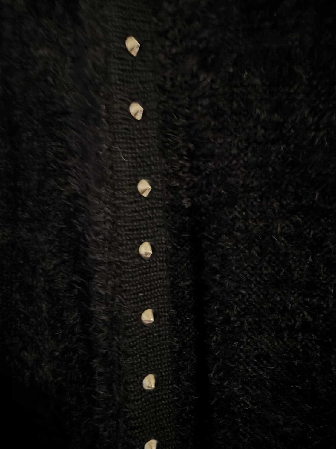블랙 스터드 모헤어 가디건 / 생로랑 스타일 상품이미지2