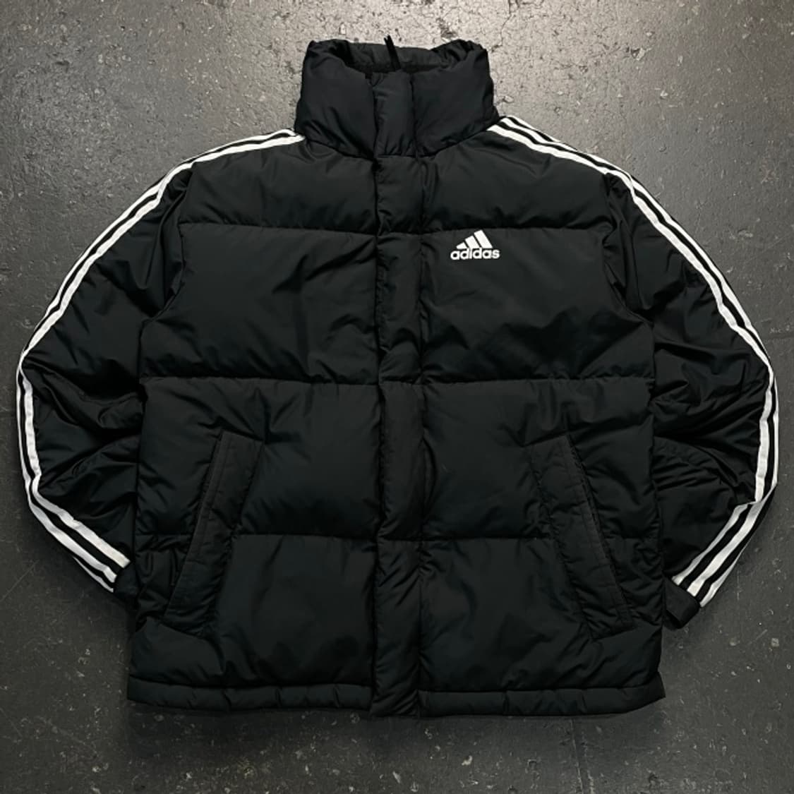 100 아디다스 삼선 푸퍼 패딩 상품이미지1