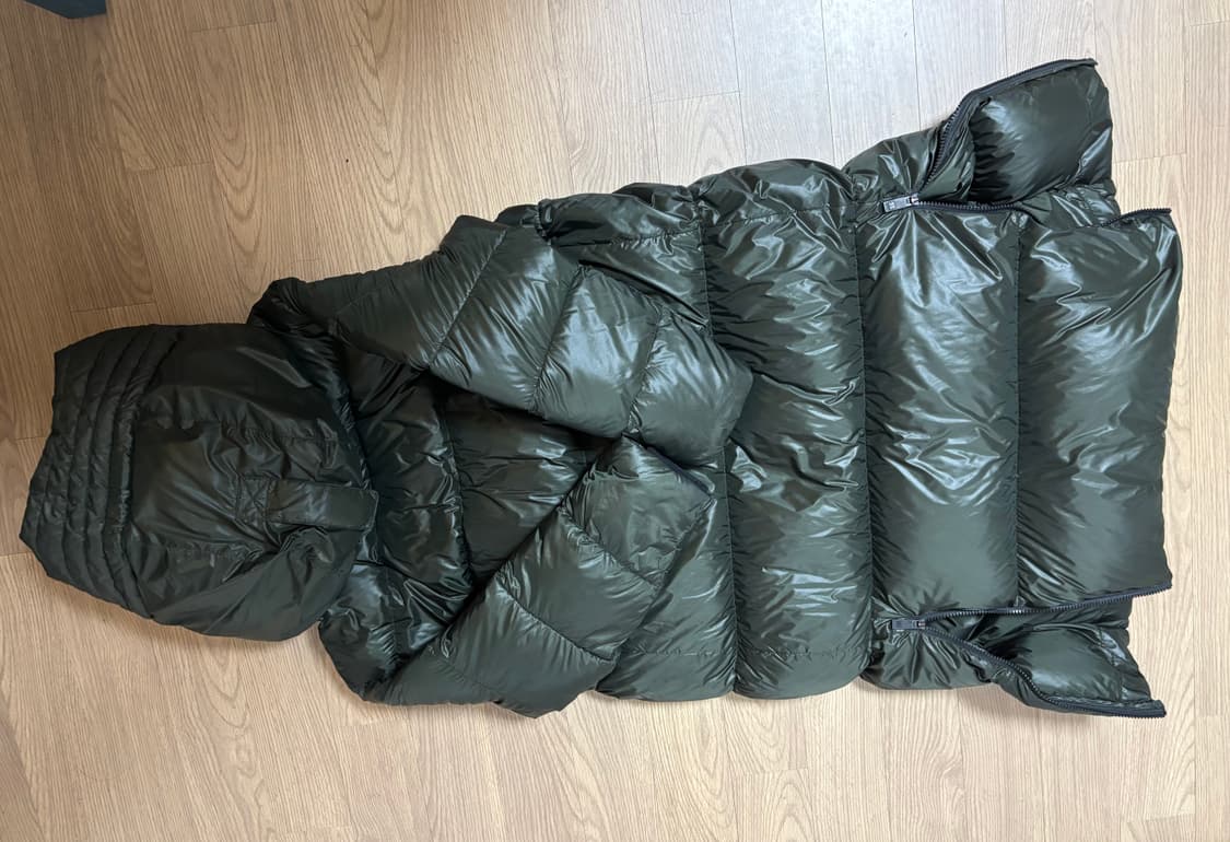 새상품급 코오롱 하이넥빅후드 뉴볼륨 구스다운  롱패딩 다크카키  sm 상품이미지7
