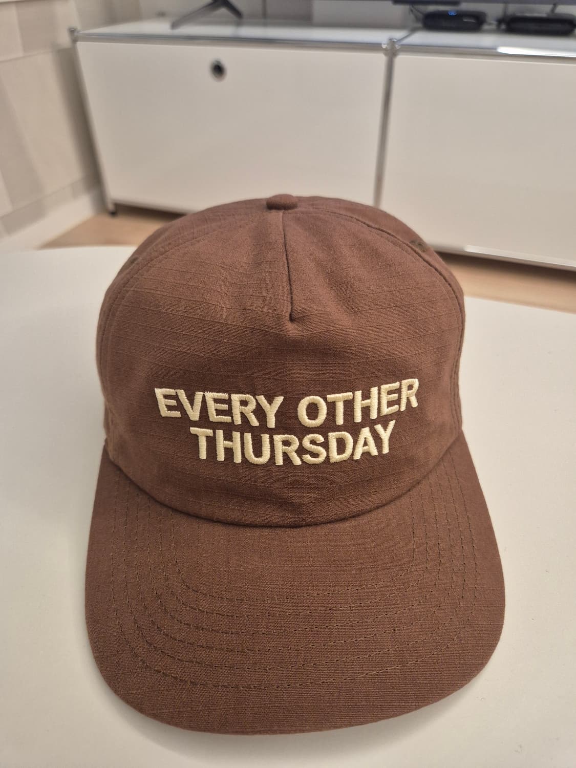 EVERYOTHERTHURSDAY 스냅백 모자 상품이미지1