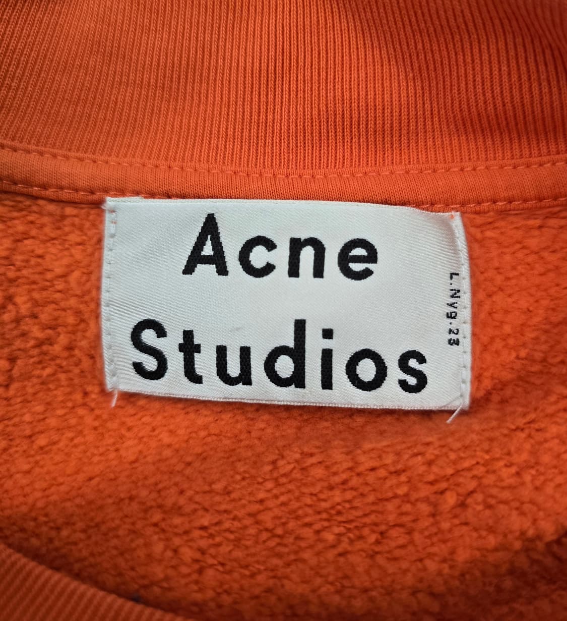 [정품] 아크네스튜디오 여성 사이드지퍼 크롭맨투맨. 싸이즈 XS 상품이미지2