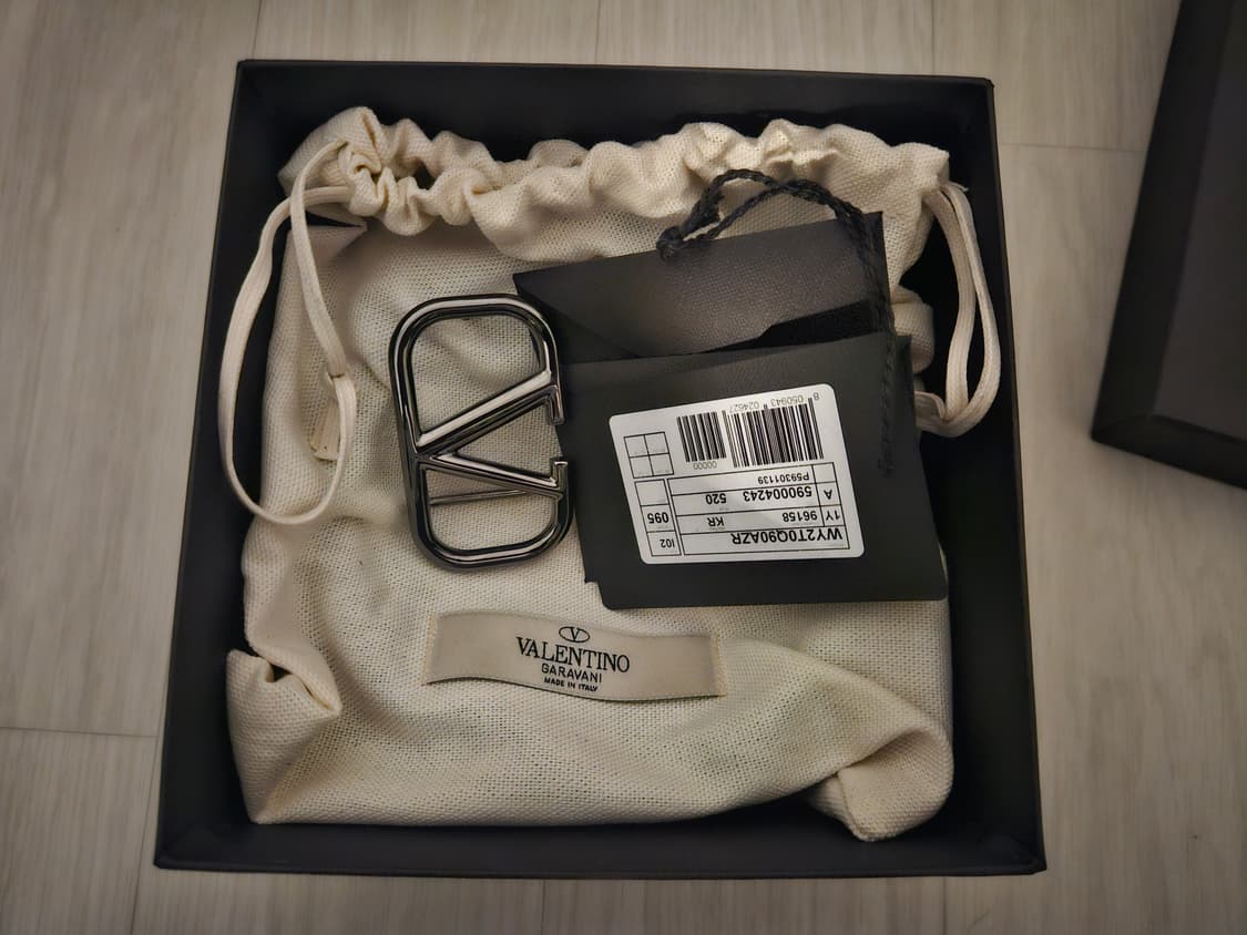 발렌티노 V로고 가바라니 리버서블 벨트 상품이미지3