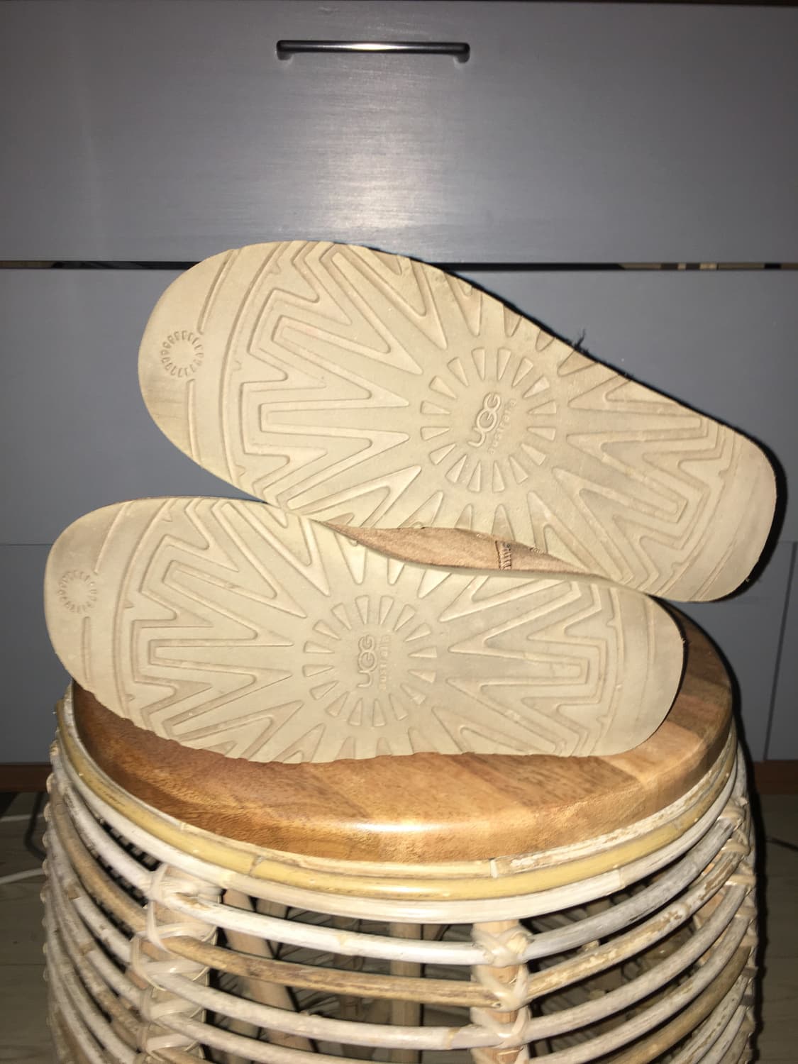 UGG 240 카멜 베일리 단추어그🤎 상품이미지8