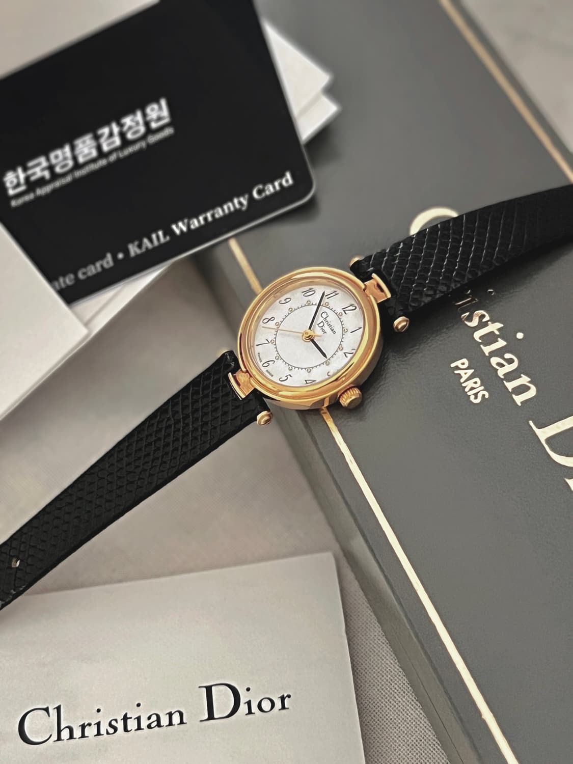 디올 골드 라운드 여성 시계 / 정품감정.케어 상품이미지10