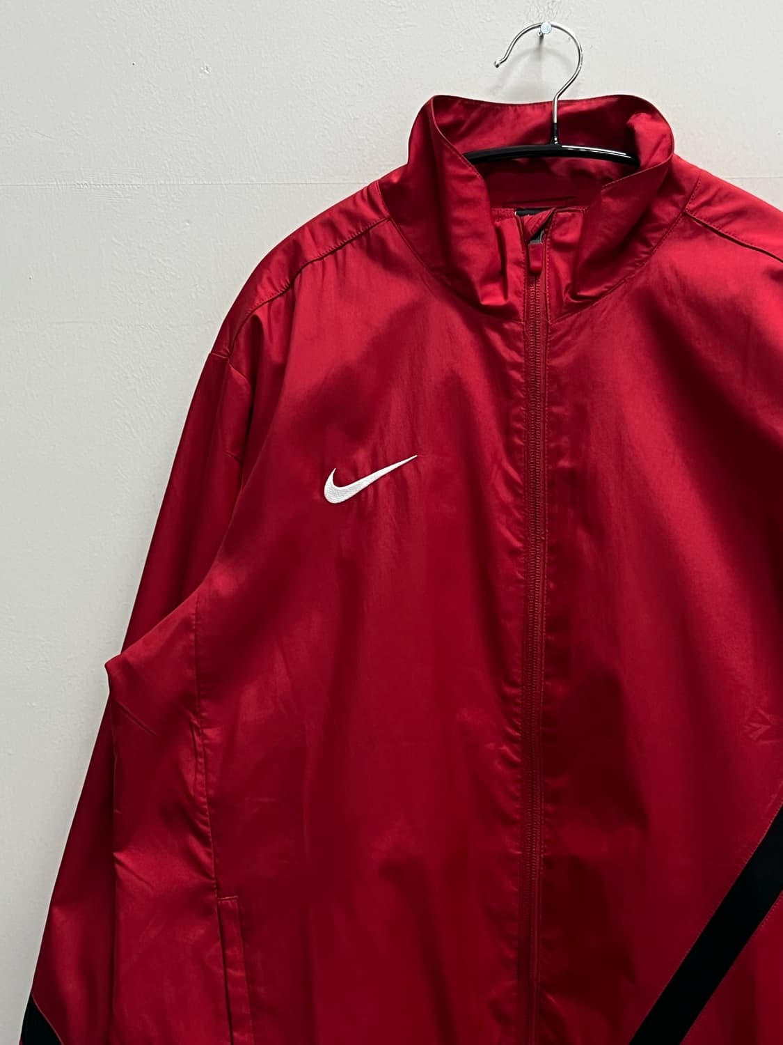 나이키 올드스쿨 바람막이 자켓 레드/블랙 상품이미지3