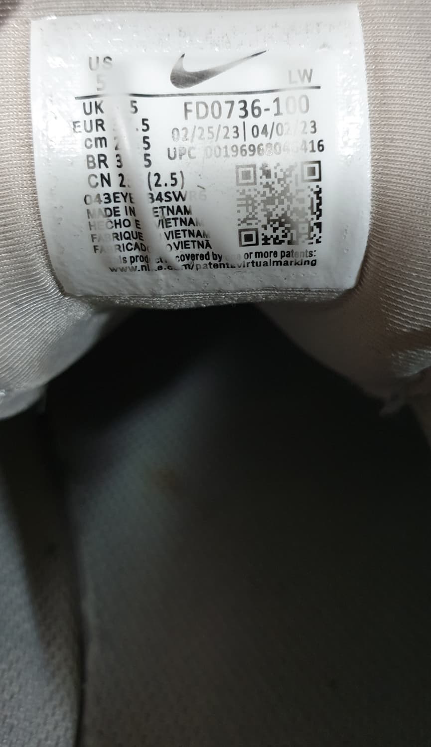 나이키 V2K런 서밋화이트 메탈릭 실버 (235) 상품이미지5