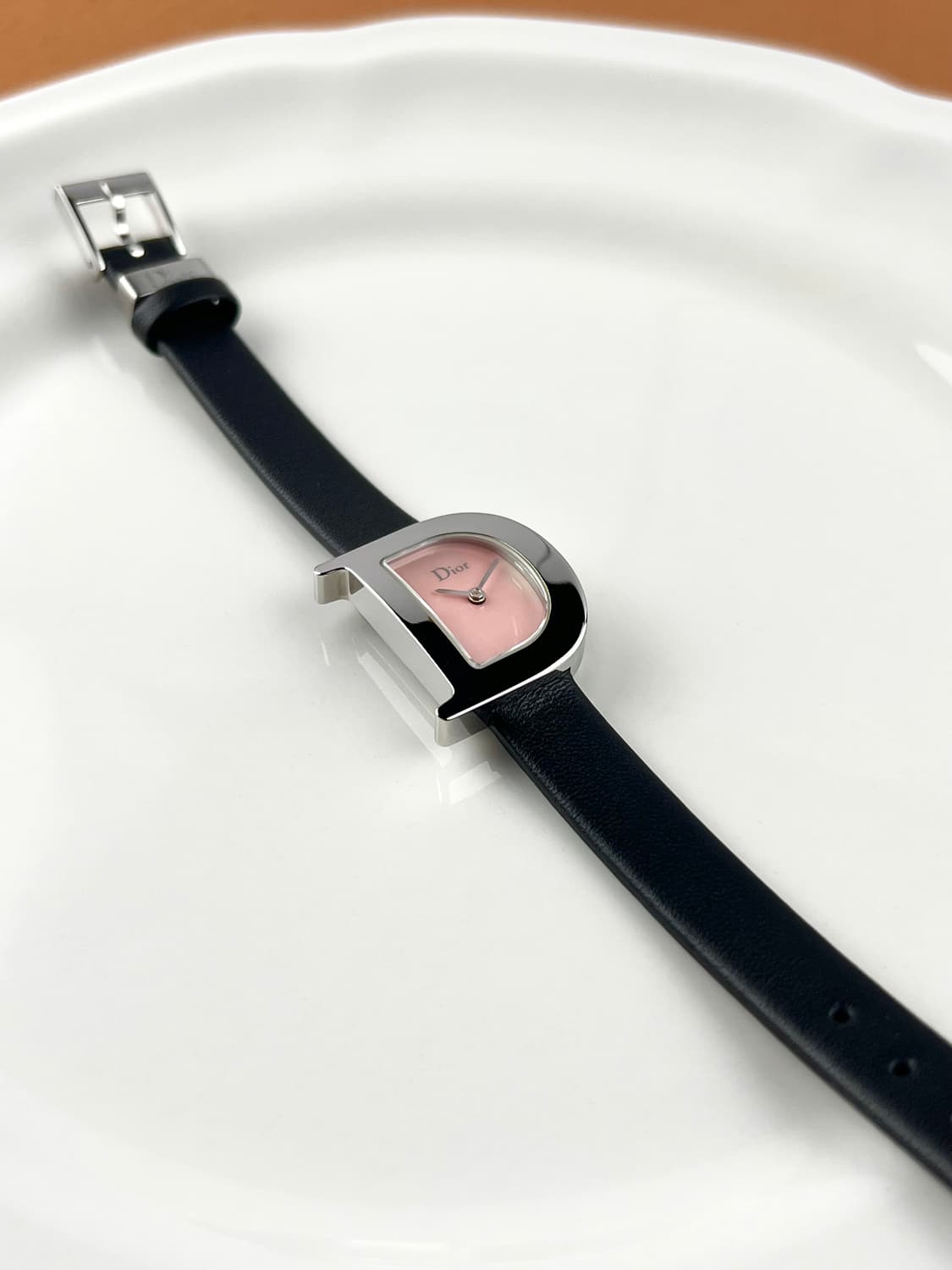 DIOR Lady D line pink shell watch 상품이미지5