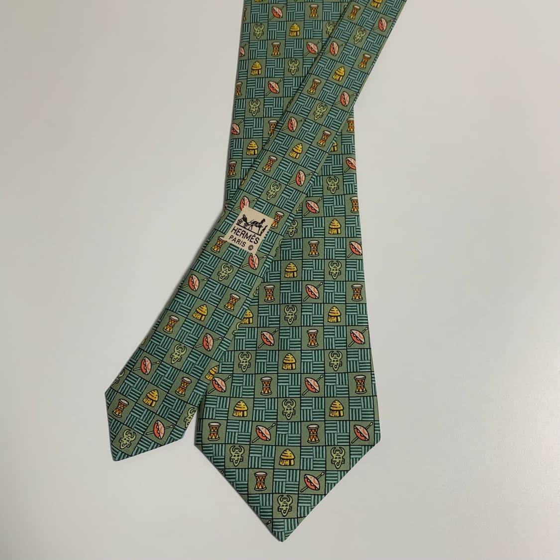 에르메스(HERMES) 명품넥타이 A등급 기하학적패턴 정장룩 코디 상품이미지3