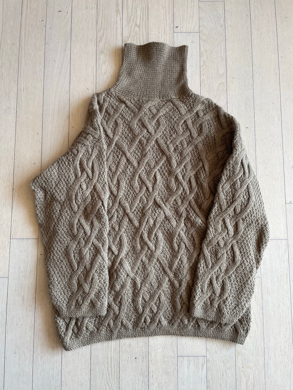 90s DKNY 케이블 터틀넥 니트 상품이미지2