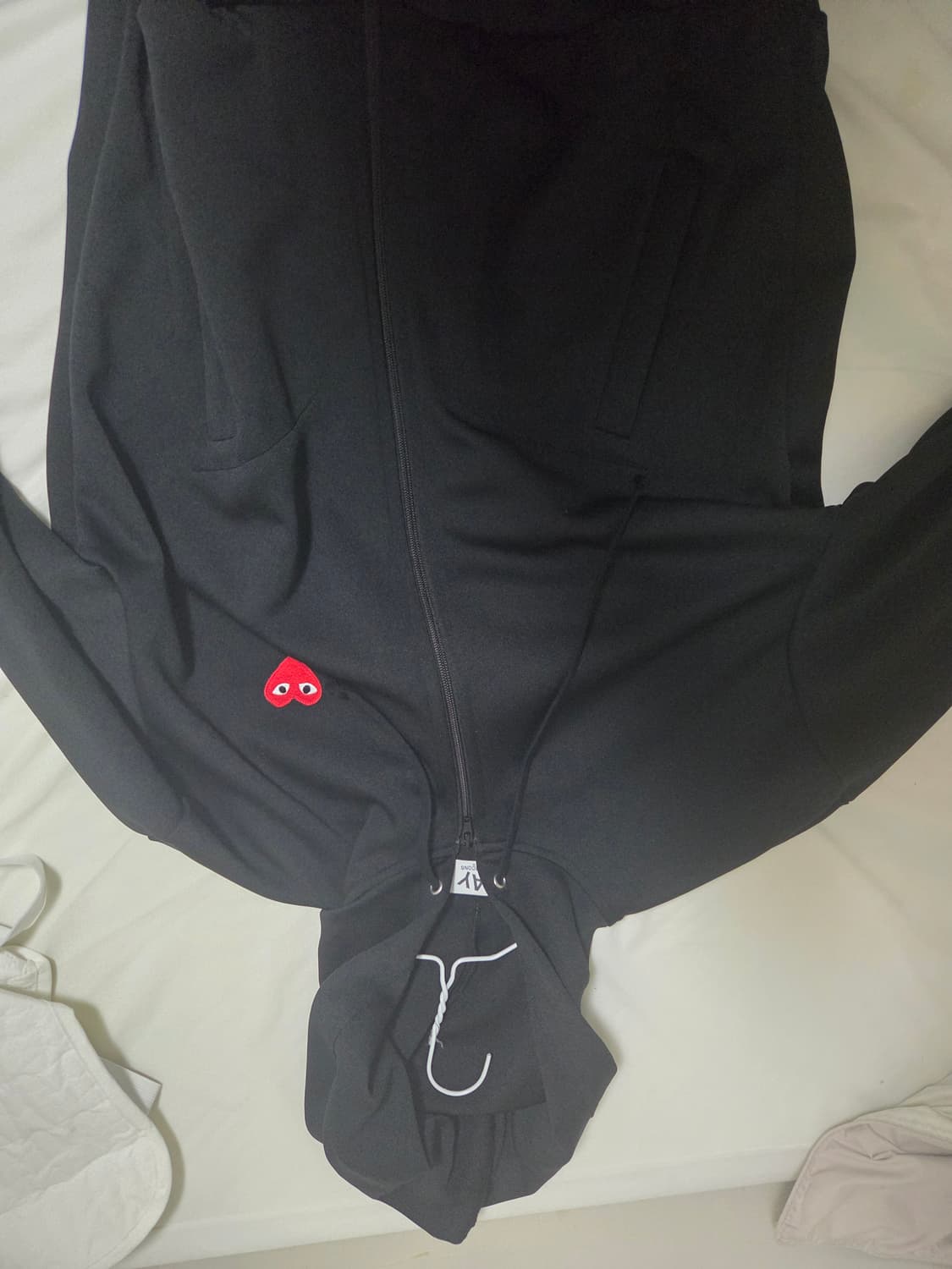 꼼데가르송 후드집업 블랙 상품이미지1