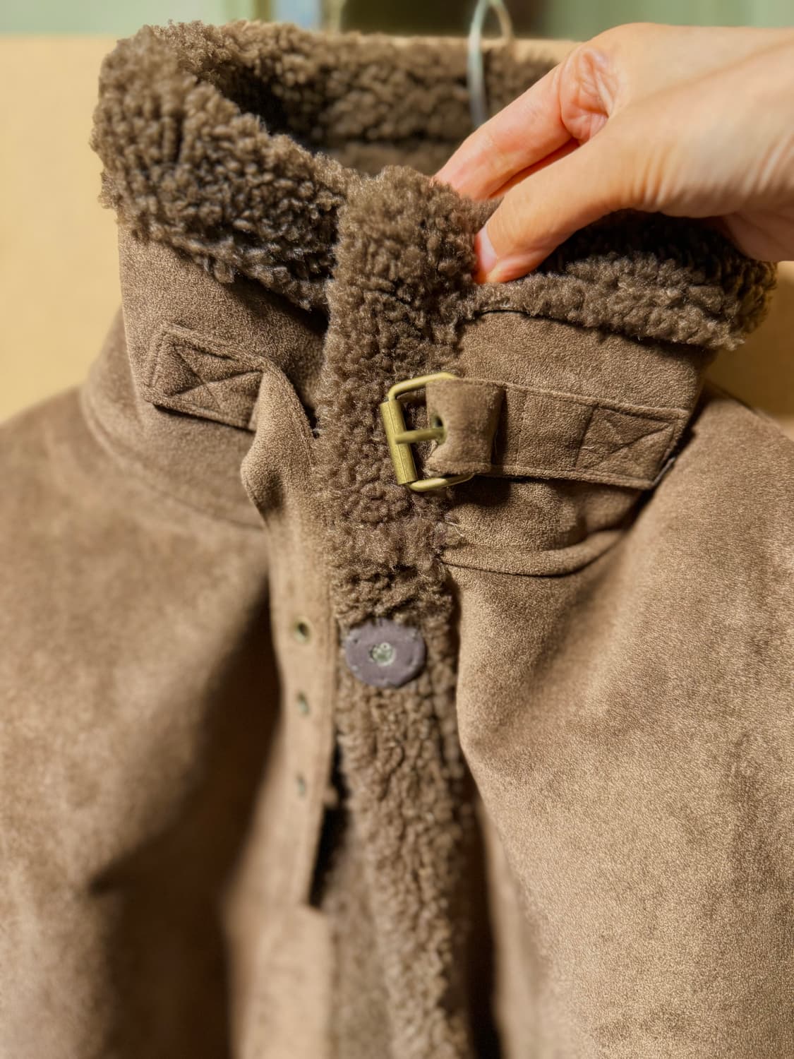 애프터먼데이 브라운 무스탕 자켓 상품이미지3