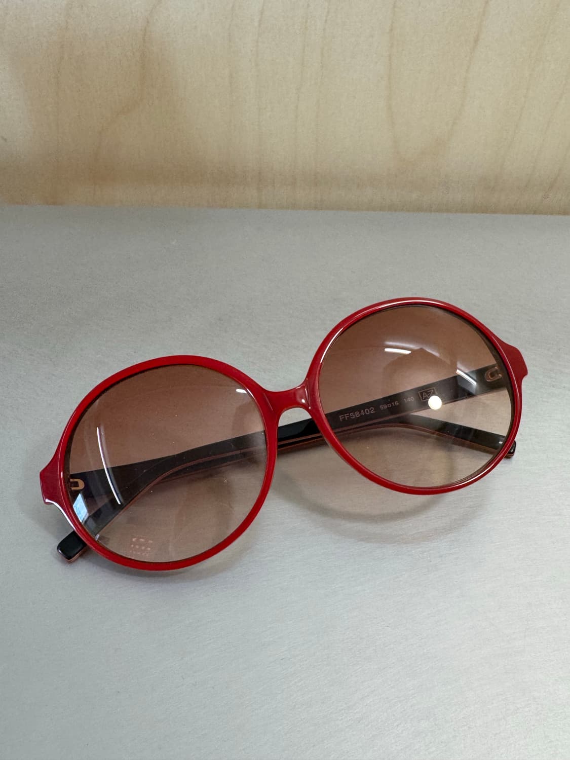 GF FERRE 레드 라운드 선글라스 상품이미지1
