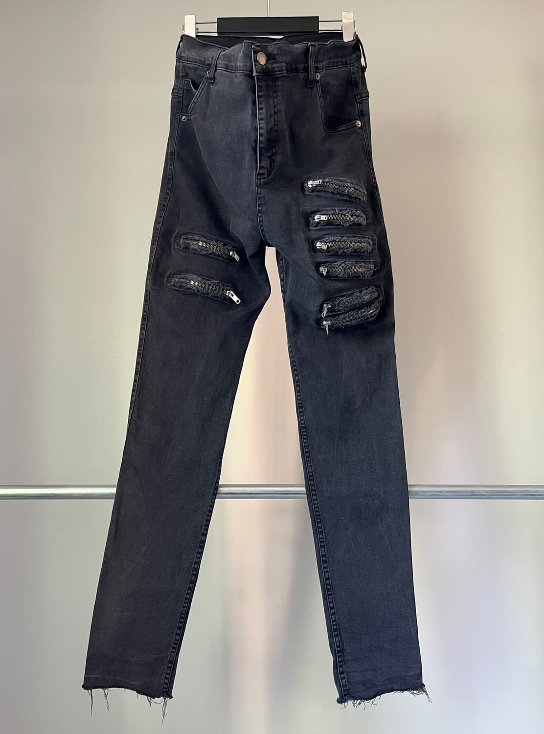 ARMY OF ME Drop Crotch Multi-Zip Pants 상품이미지1