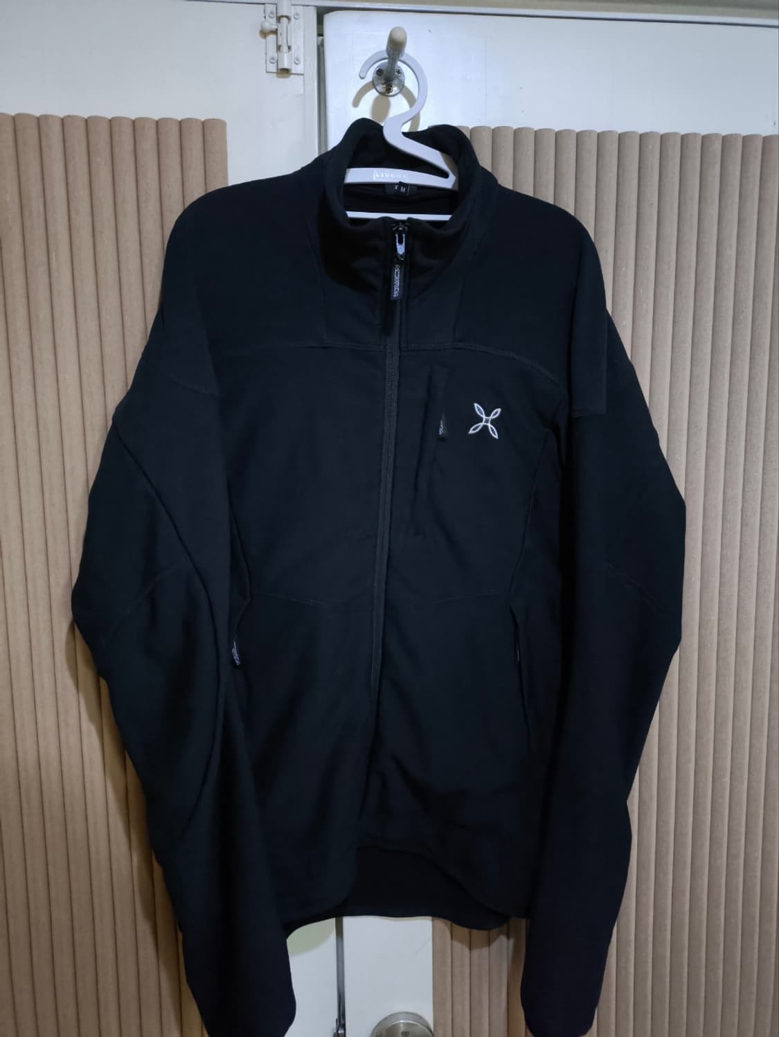 m 몬츄라 집업 자켓 상품이미지1