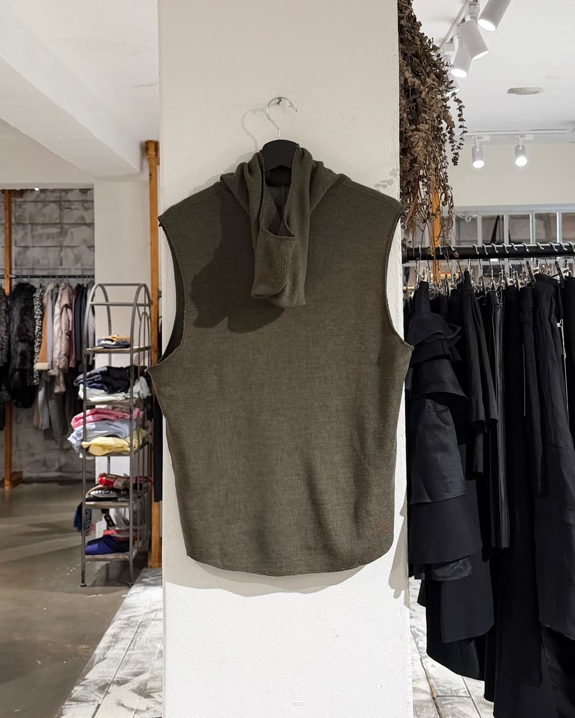 엔지니어드 가먼츠 카키 후드 니트 베스트 상품이미지6