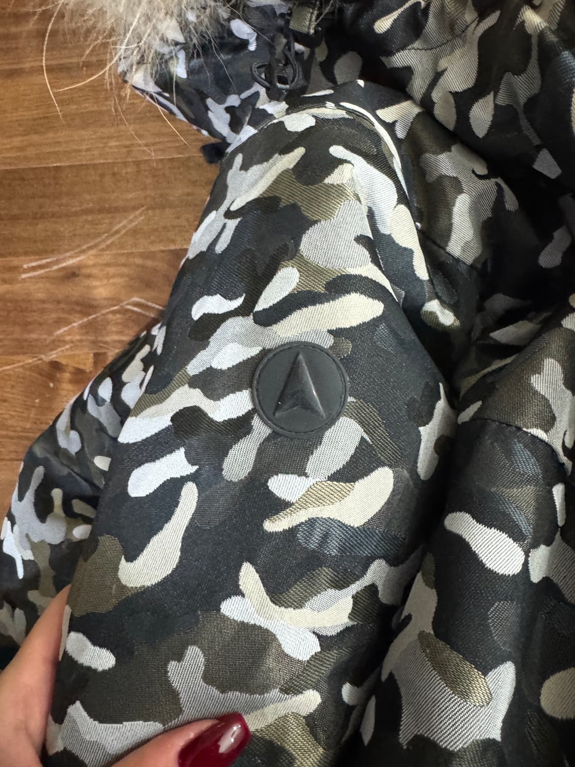 코오롱스포츠 카모 N2B 퍼 패딩 점퍼 상품이미지3