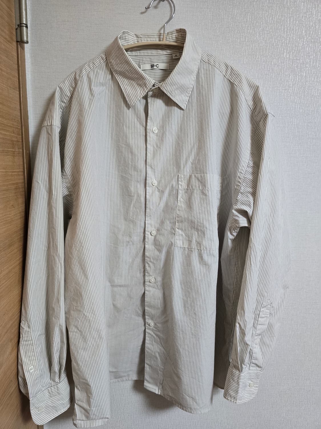 유니클로c 스트라이프 셔츠 상품이미지1