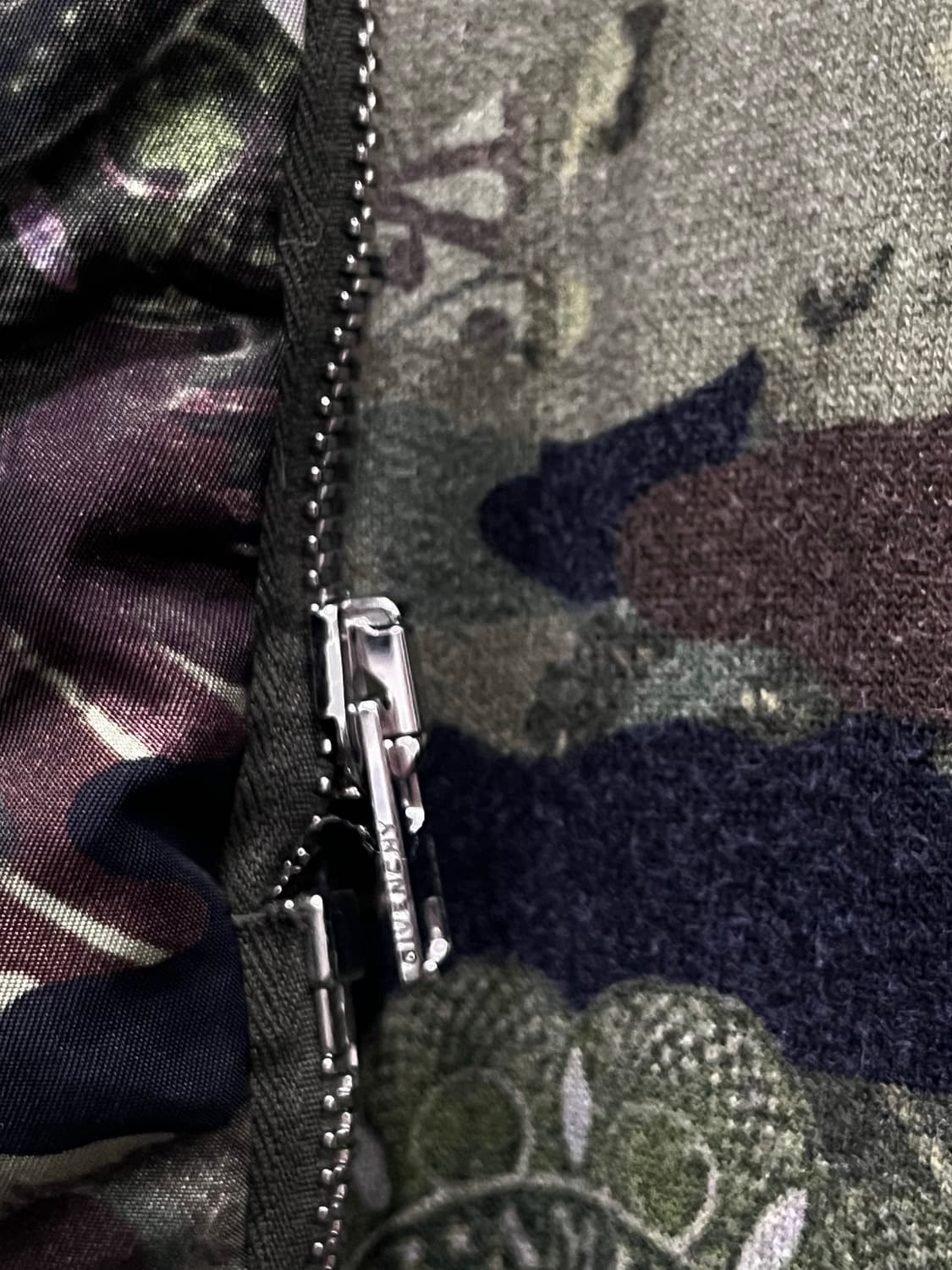 지방시 카모플라쥬 패턴 빅포켓 후드티 남성 XL 상품이미지3