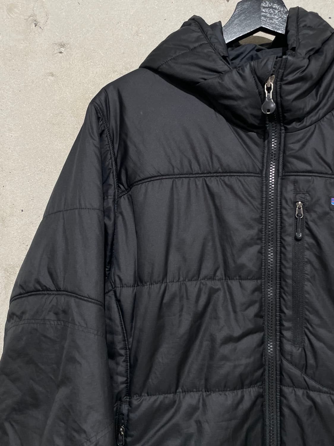 파타고니아 00s 블랙 프리마로프트 다스 파카 상품이미지2