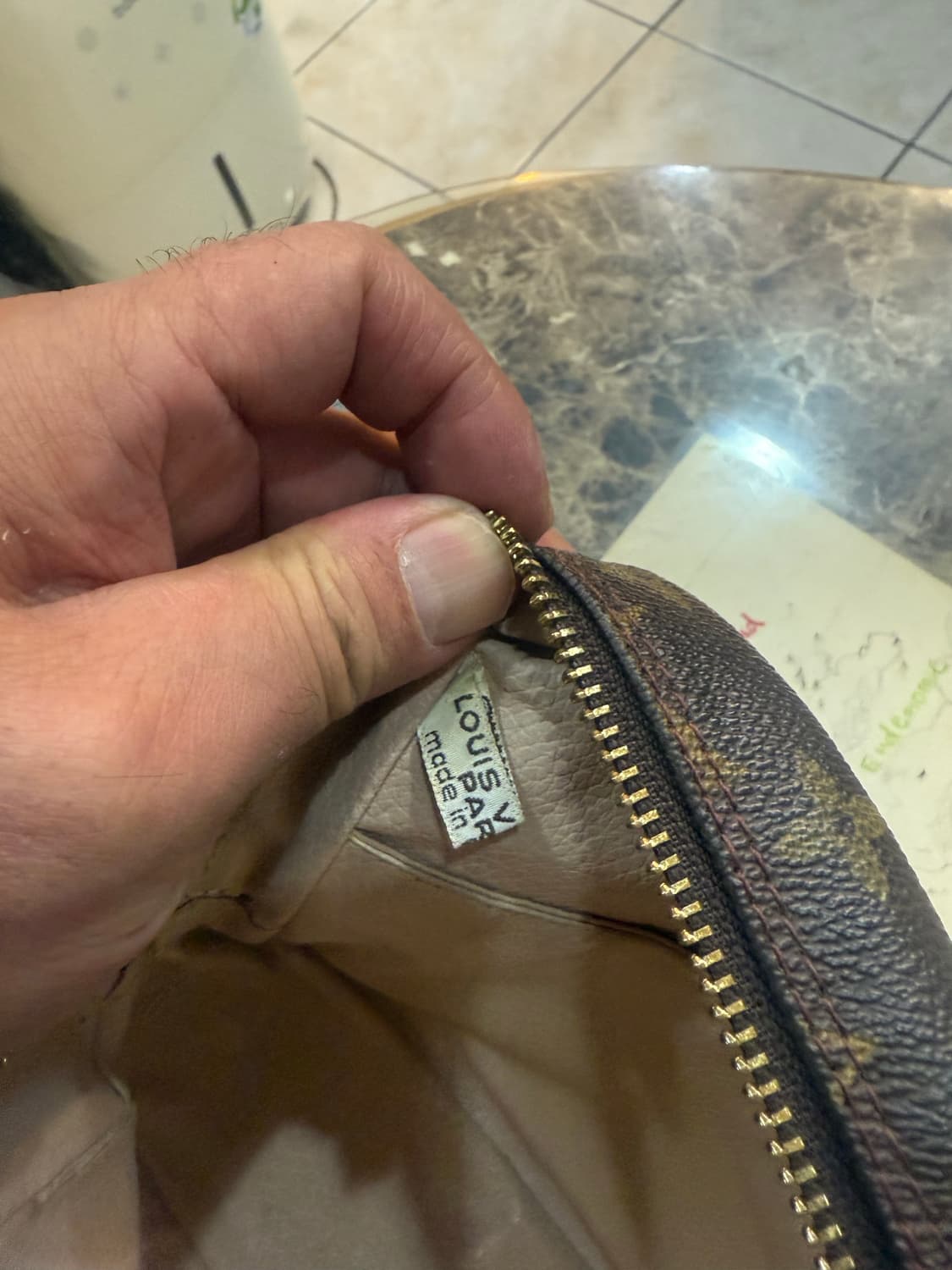 정품 루이비통 클러치 팝니다 상품이미지7