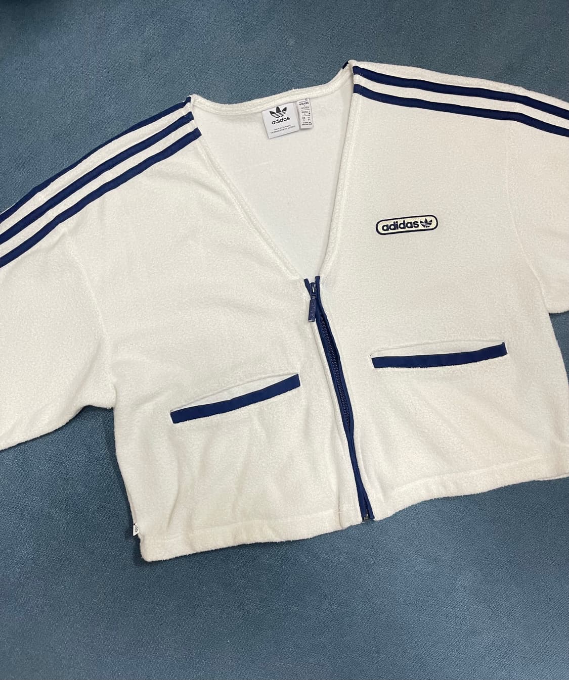 아디다스 후리스 크롭 가디건 상품이미지2