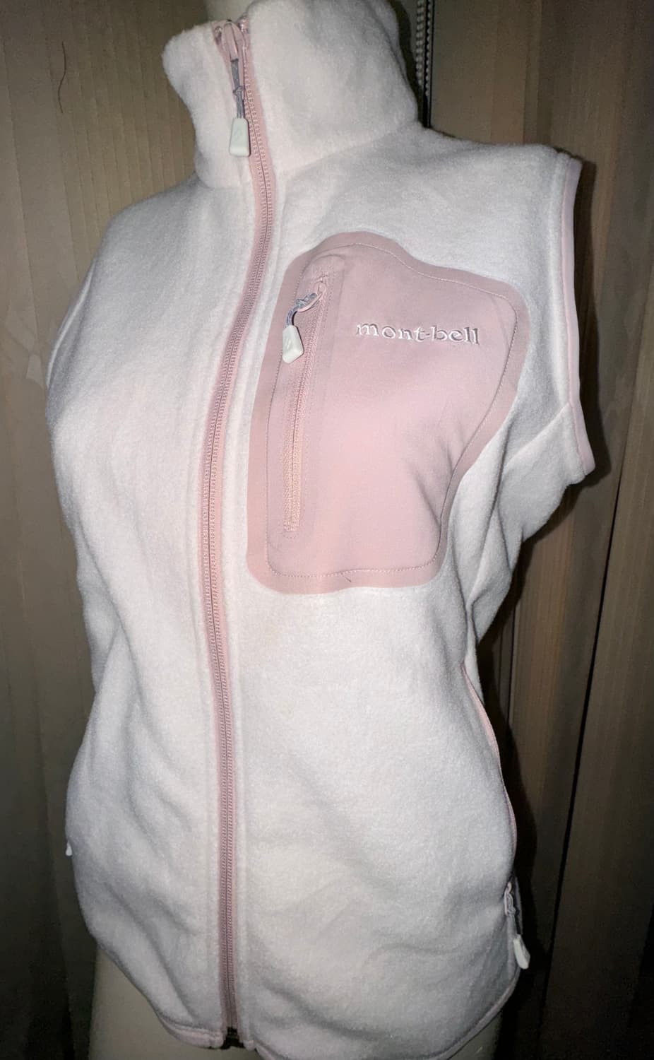 택포) 몽벨 베이비핑크 플리스 베스트 상품이미지1