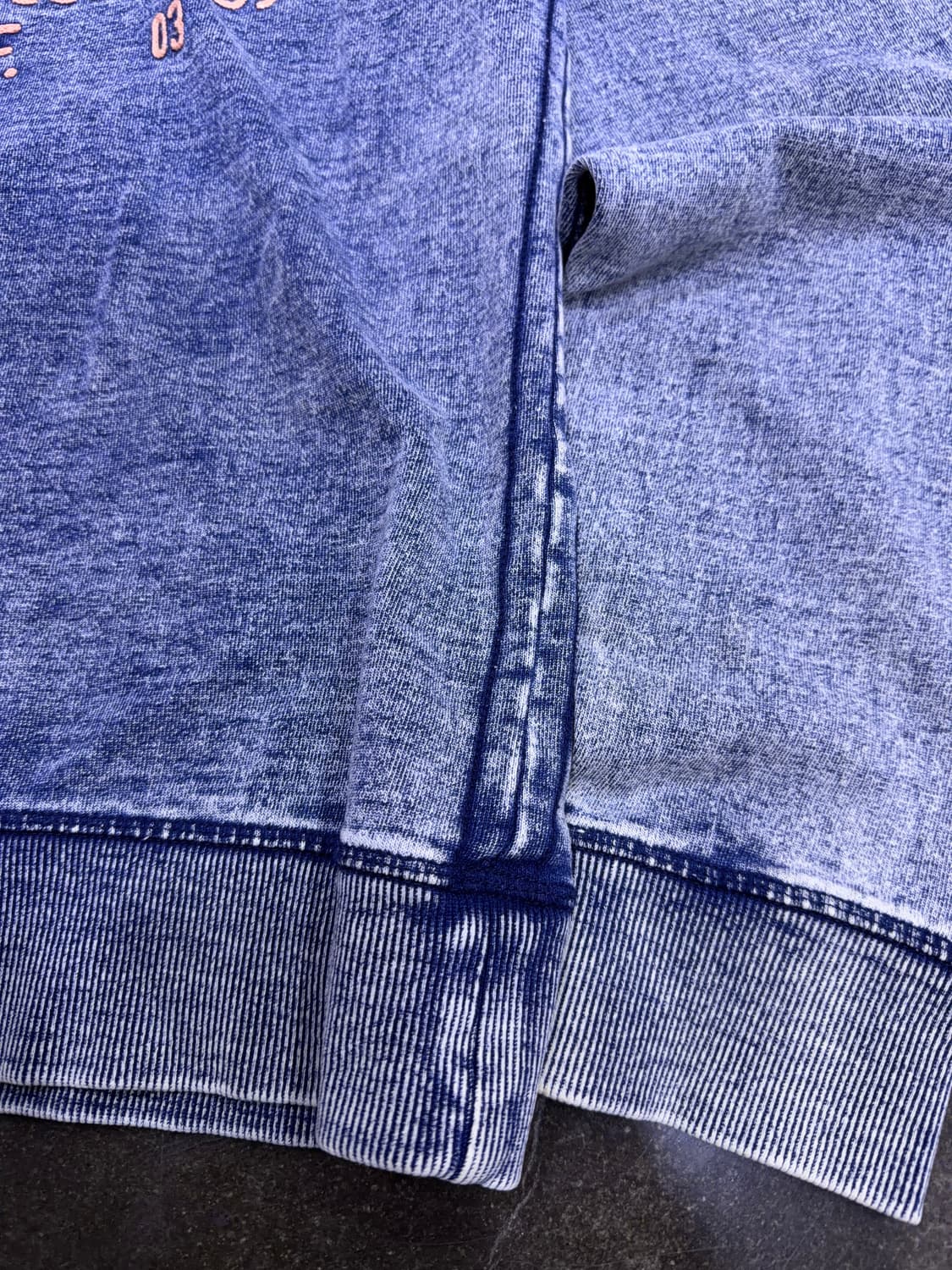 게스 빈티지 워싱 자수 레터링 맨투맨 스웻셔츠 M 상품이미지6