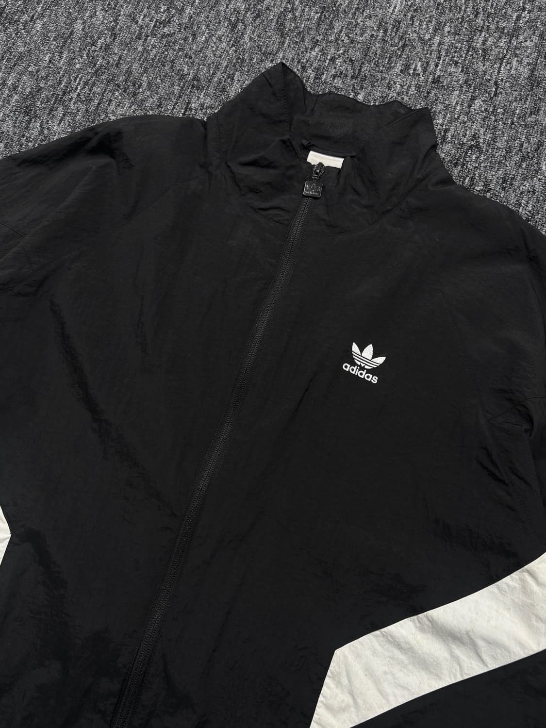 아디다스 리카이브 우븐 바람막이 트랙 자켓 상품이미지5