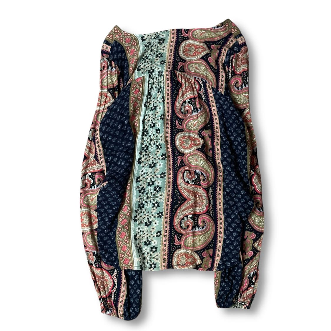 홀리스터 에스닉 패턴 브이넥 드레이프 긴팔 티셔츠 S 상품이미지2