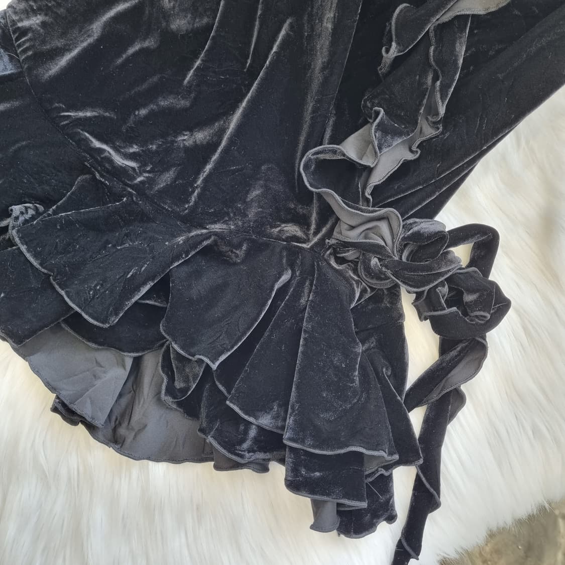 블랙 벨벳 프릴 미디 원피스 1824 상품이미지5