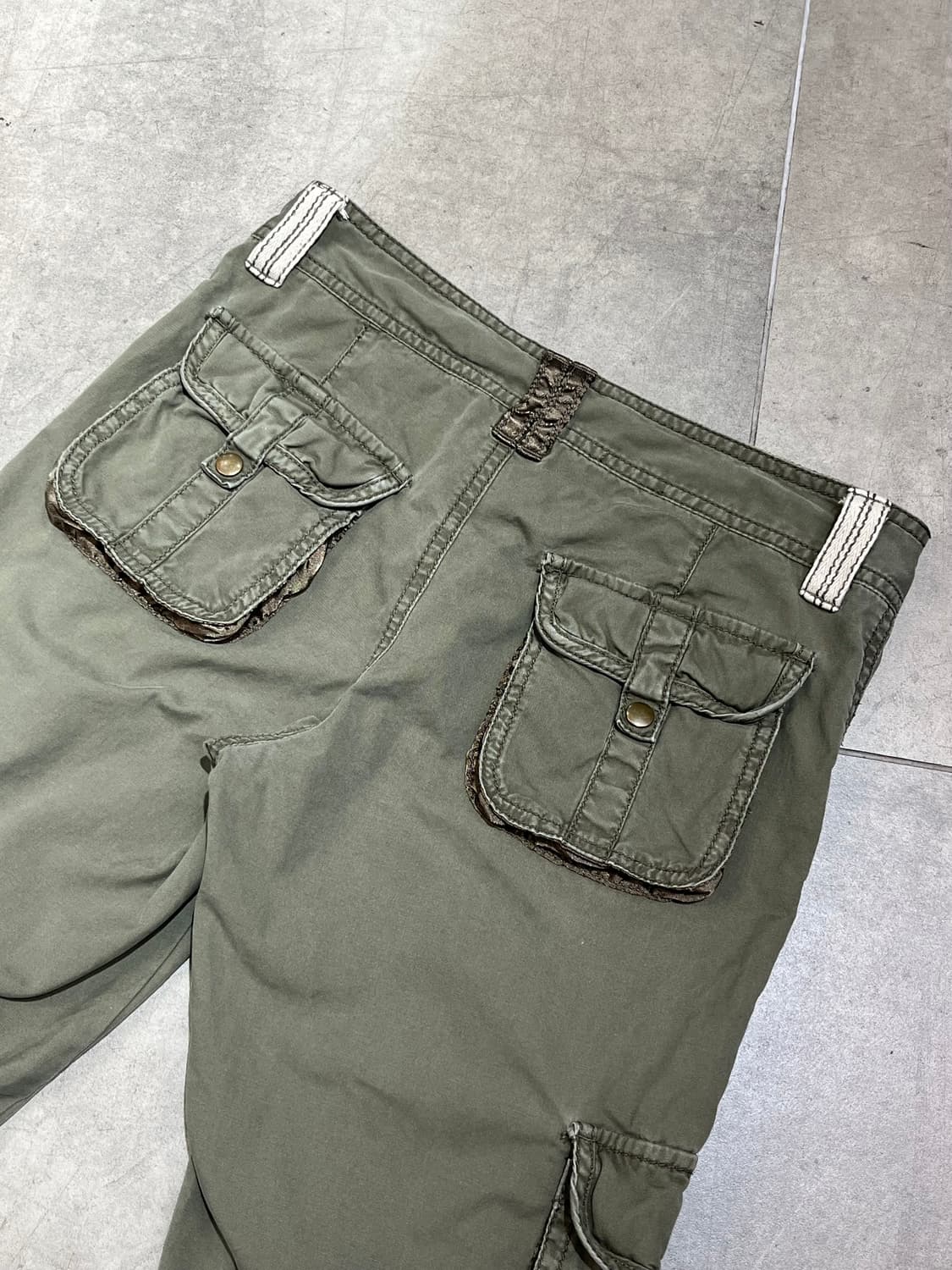 일본 빈티지 카키 세미 부츠컷 카고 팬츠 상품이미지8