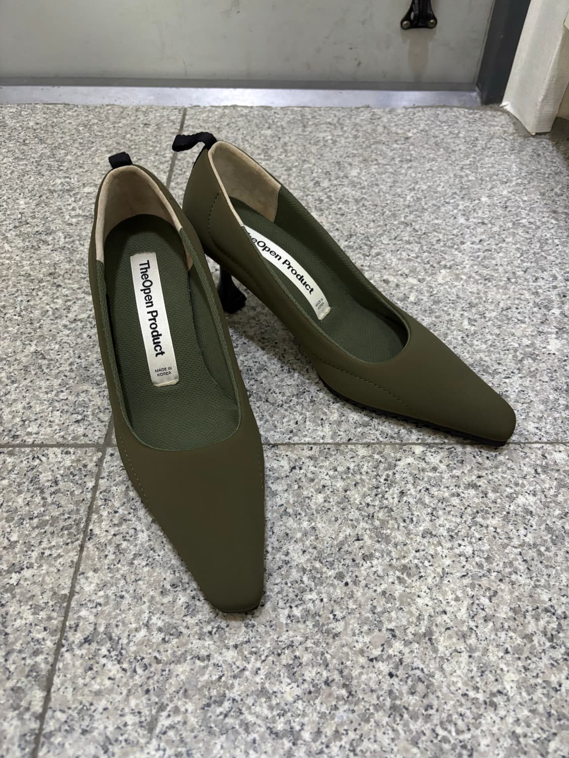 더오픈프로덕트 올리브 펌프스 힐 250 (새상품) 상품이미지1