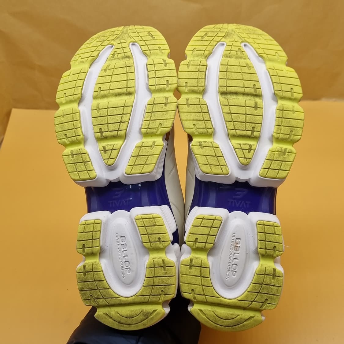 밸롭 티바트 윈트리 여성운동화235-240 상품이미지3