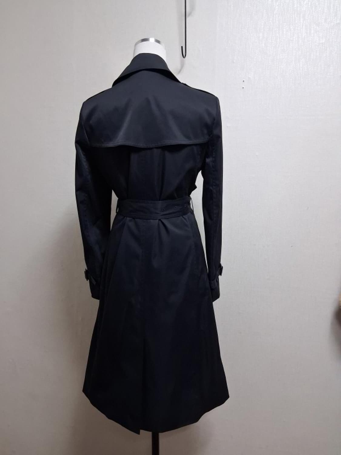 스테파넬 블랙 트렌치코트 거의새거 55 2023년 상품이미지3