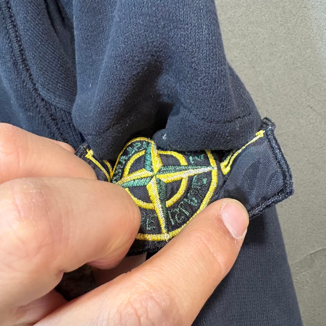 [M] STONE ISLAND 스톤아일랜드 반집업 스웻 셔츠 상품이미지6