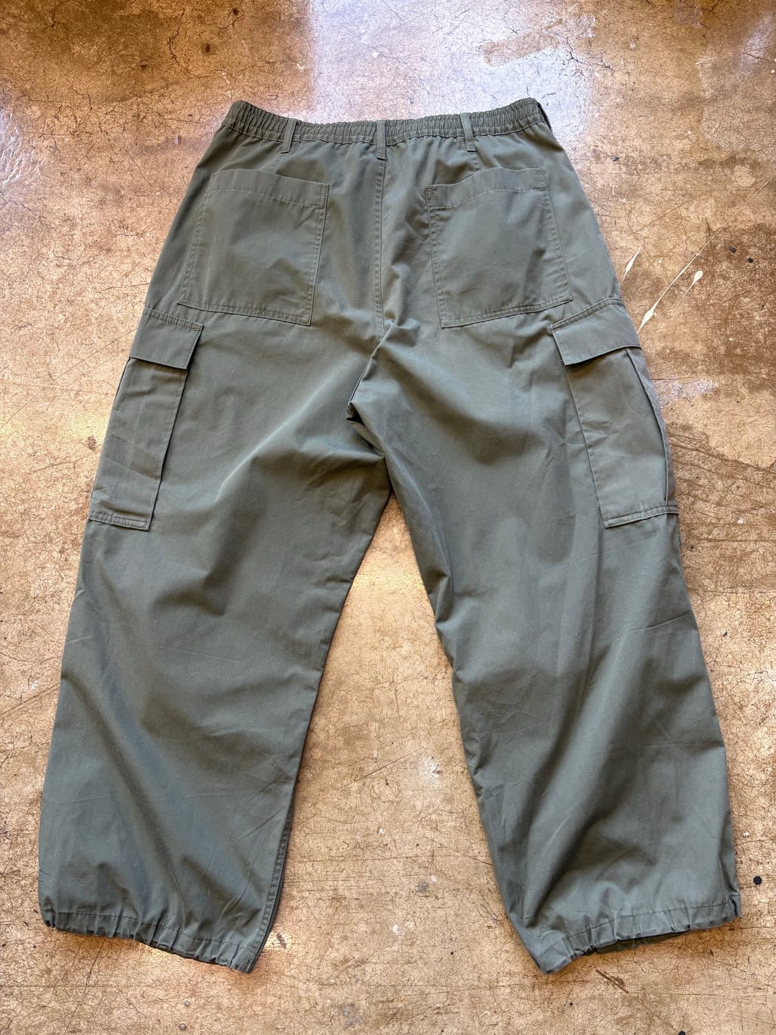 gu 올리브 밴딩 와이드 카고 팬츠 상품이미지5