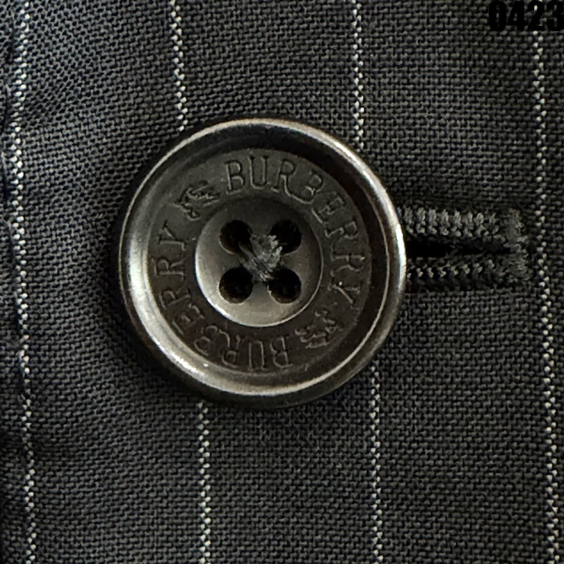 버버리 블랙라벨 블레이저 40L 0423 상품이미지4