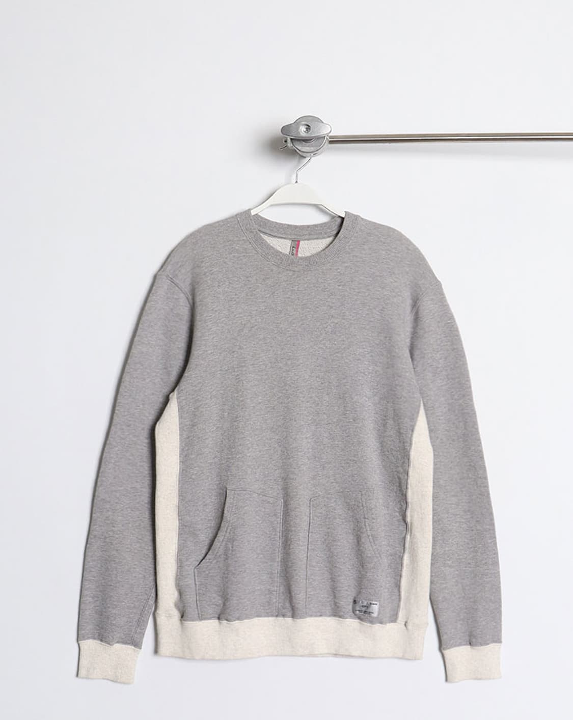 .,grey by SILAS Sweat Shirts 상품이미지1