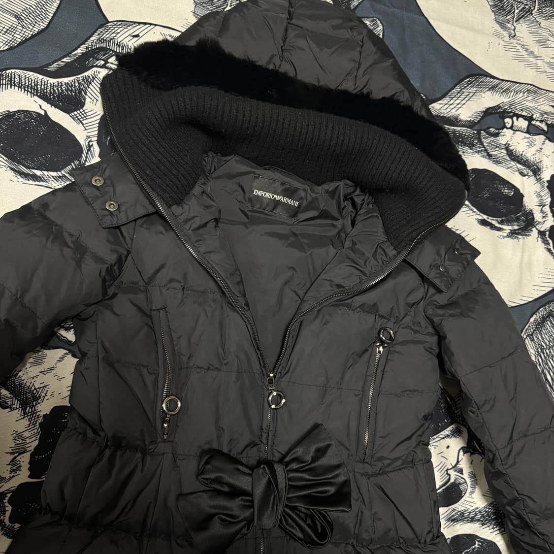 아르마니 여성 리본 패딩 38 (55)사이즈 상품이미지3