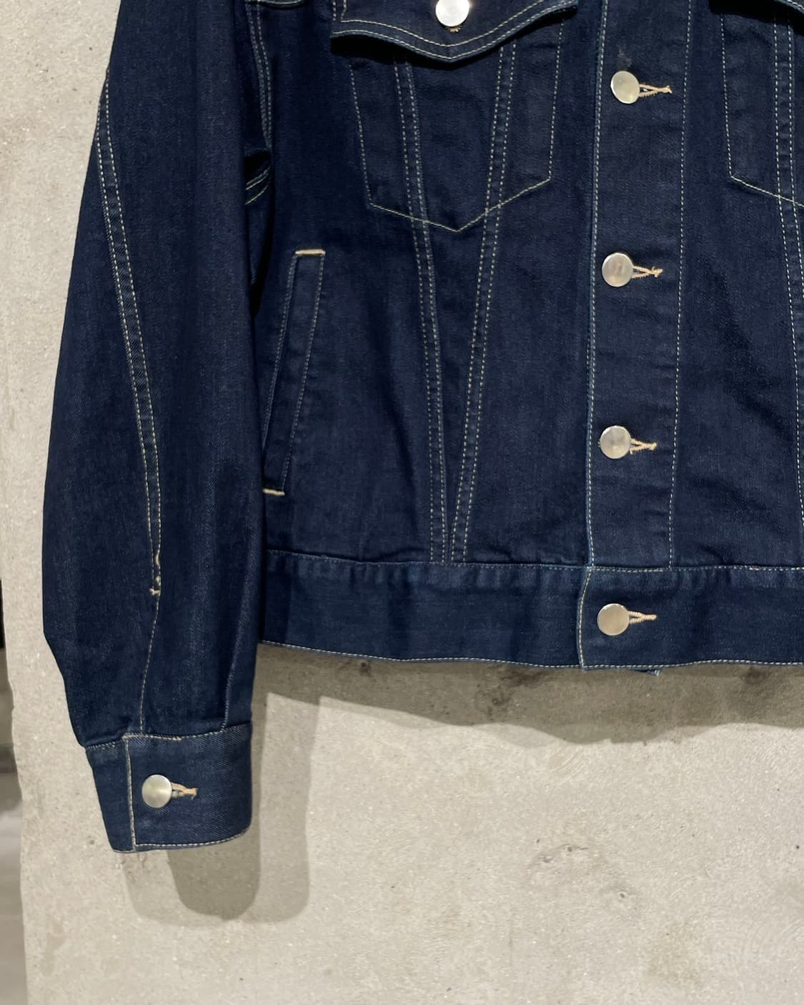 나노 유니버스 진청 논 카라 크롭 데님 자켓 상품이미지5