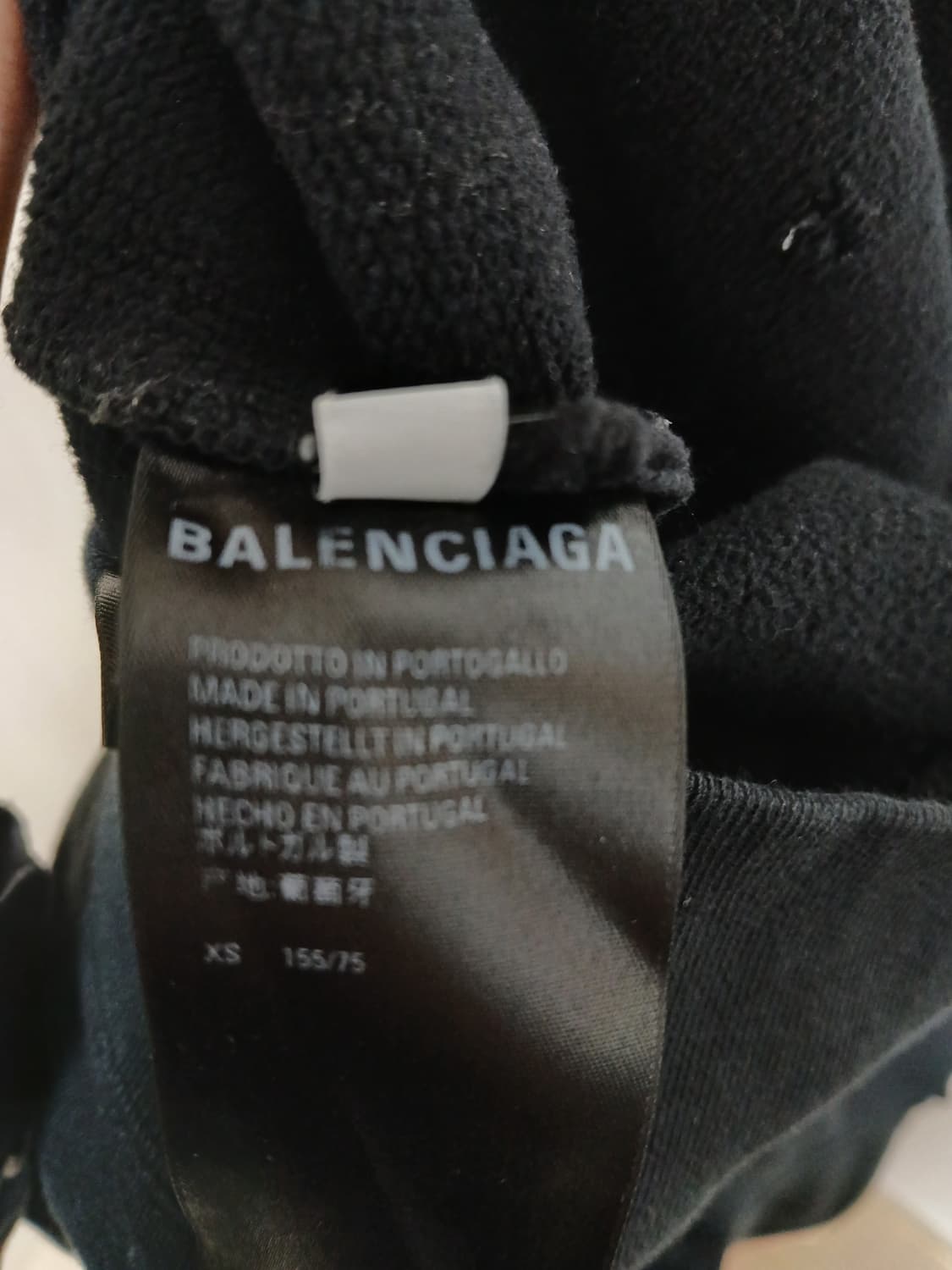 발렌시아가 메종 데미지 후드 상품이미지5