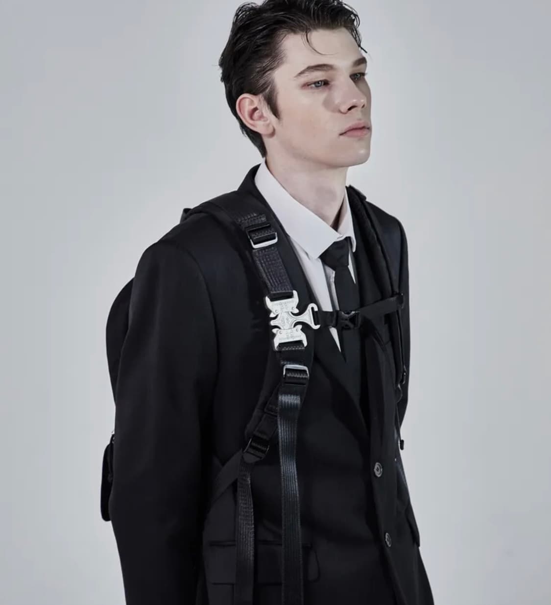 이우가마카라스 버클 백팩 상품이미지2