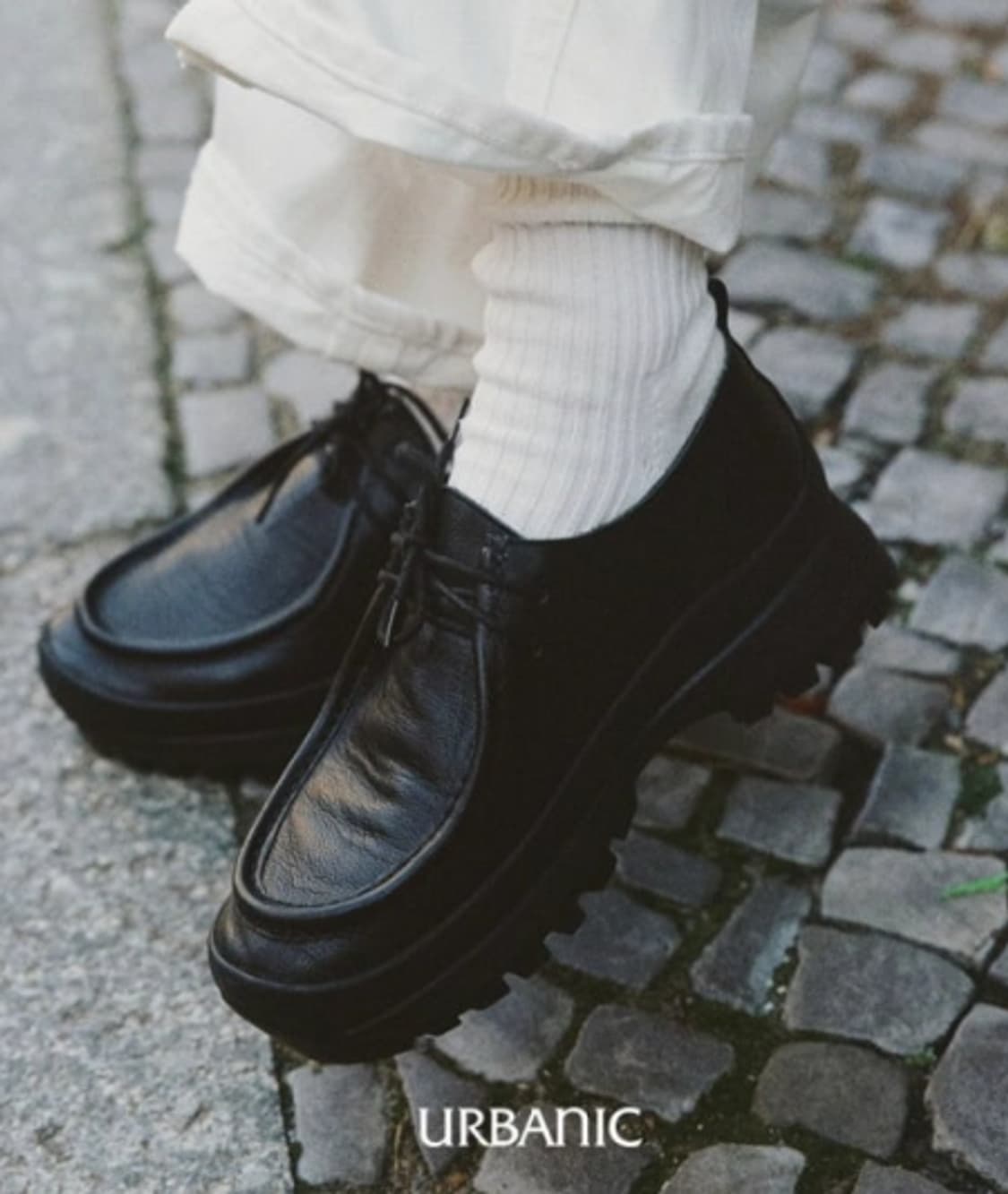 얼바닉 티롤리안 비브람 로퍼 블랙 상품이미지1