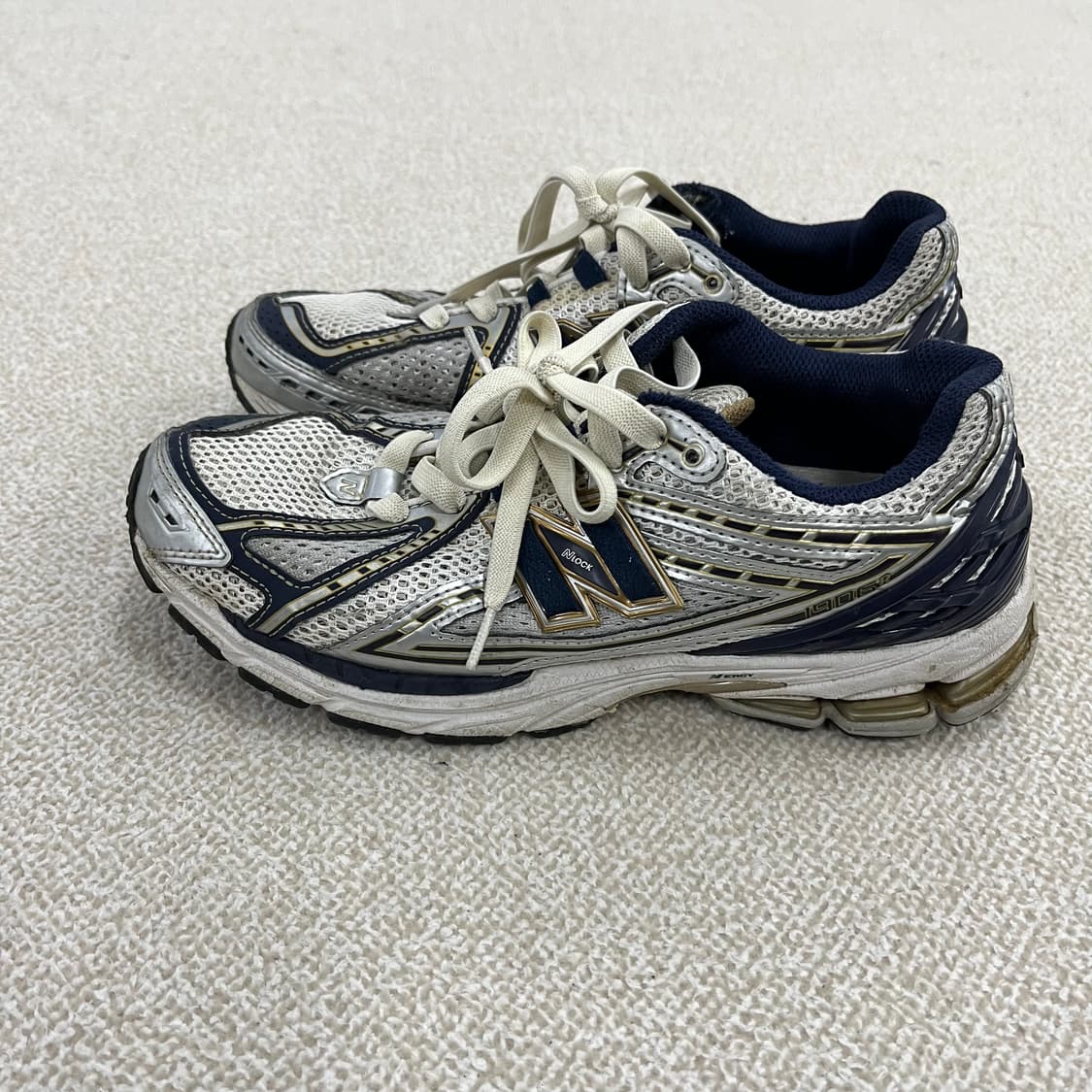 250 뉴발란스 1906R 스니커즈 0130M2 상품이미지2