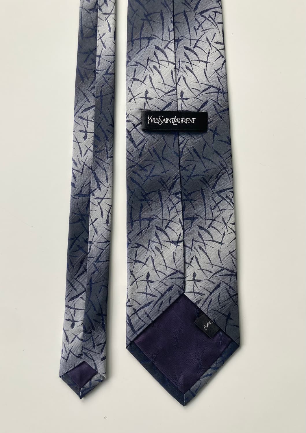 입생로랑 넥타이 상품이미지2