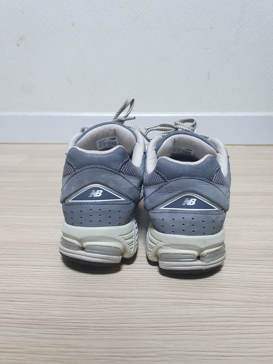 뉴발란스 2002R 그레이 운동화 275 상품이미지5