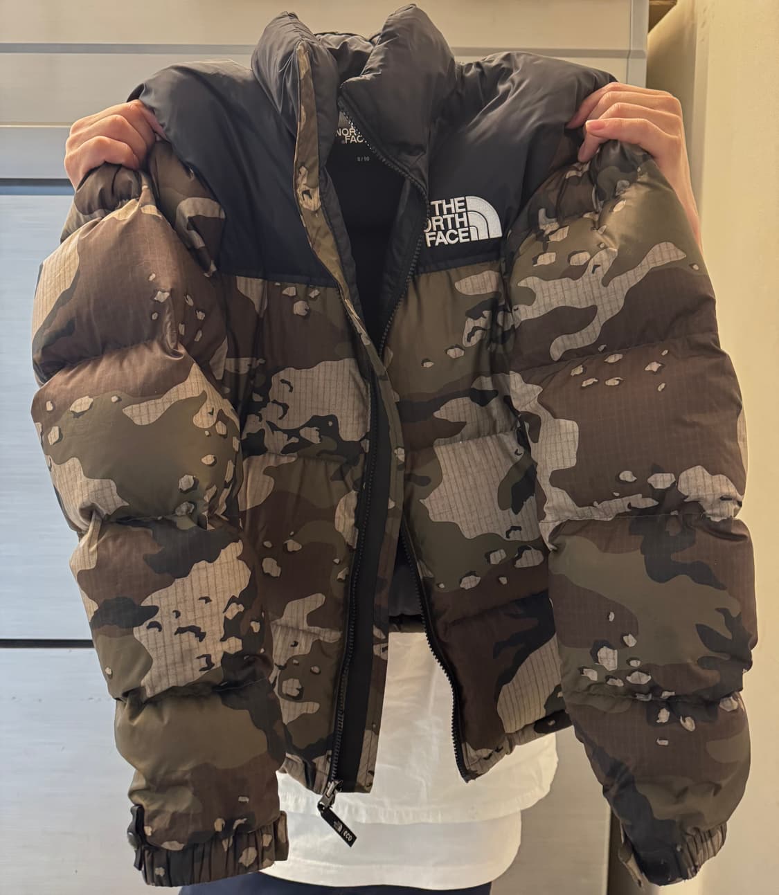 노스페이스 카모패딩 상품이미지1