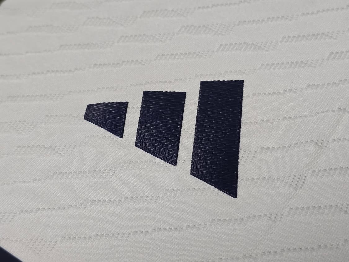 23-24 레알마드리드 홈 어센틱 유니폼 토니 크로스 UCL Final 상품이미지9