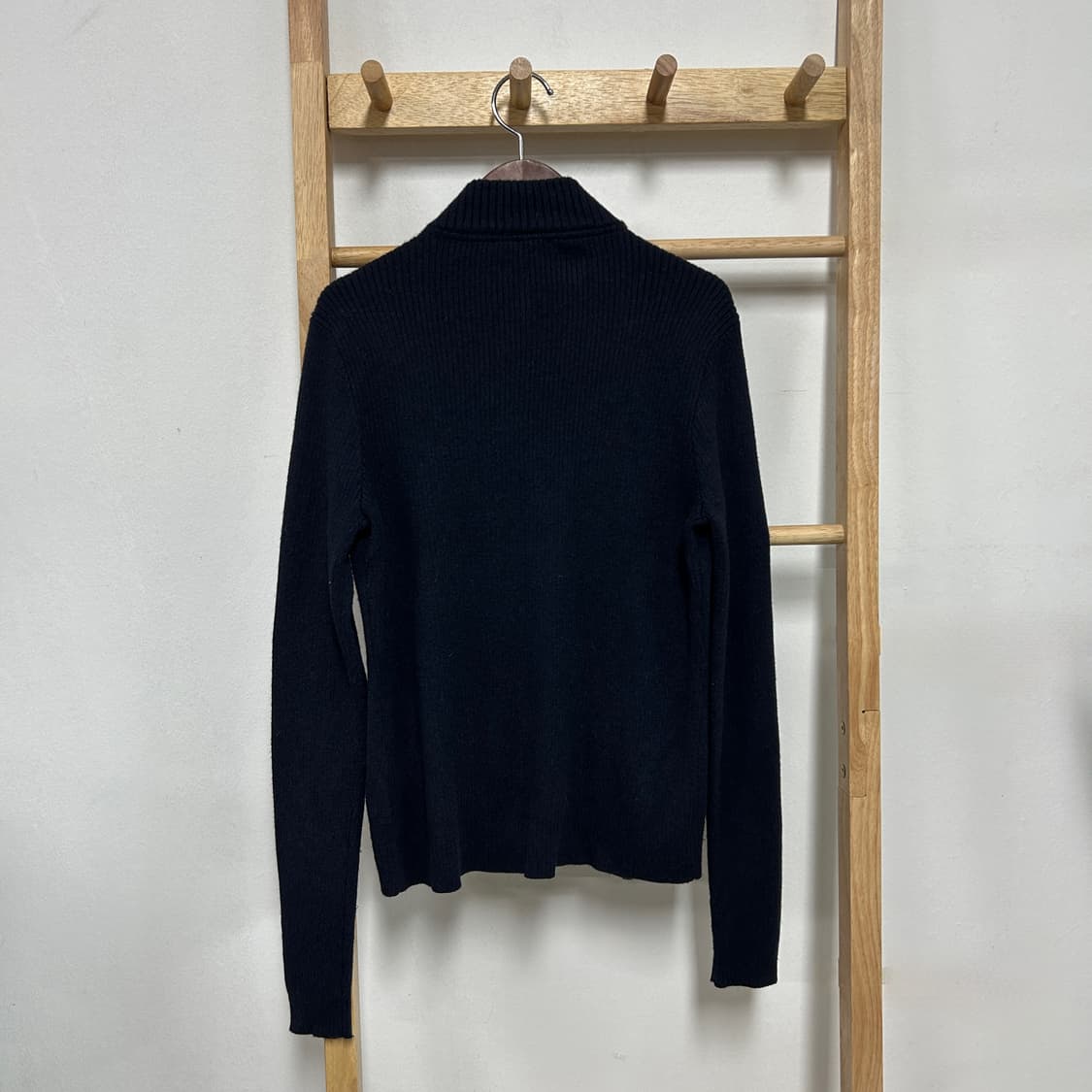 타미힐피거 가죽퀼팅 배색 네이비 가디건 상품이미지4