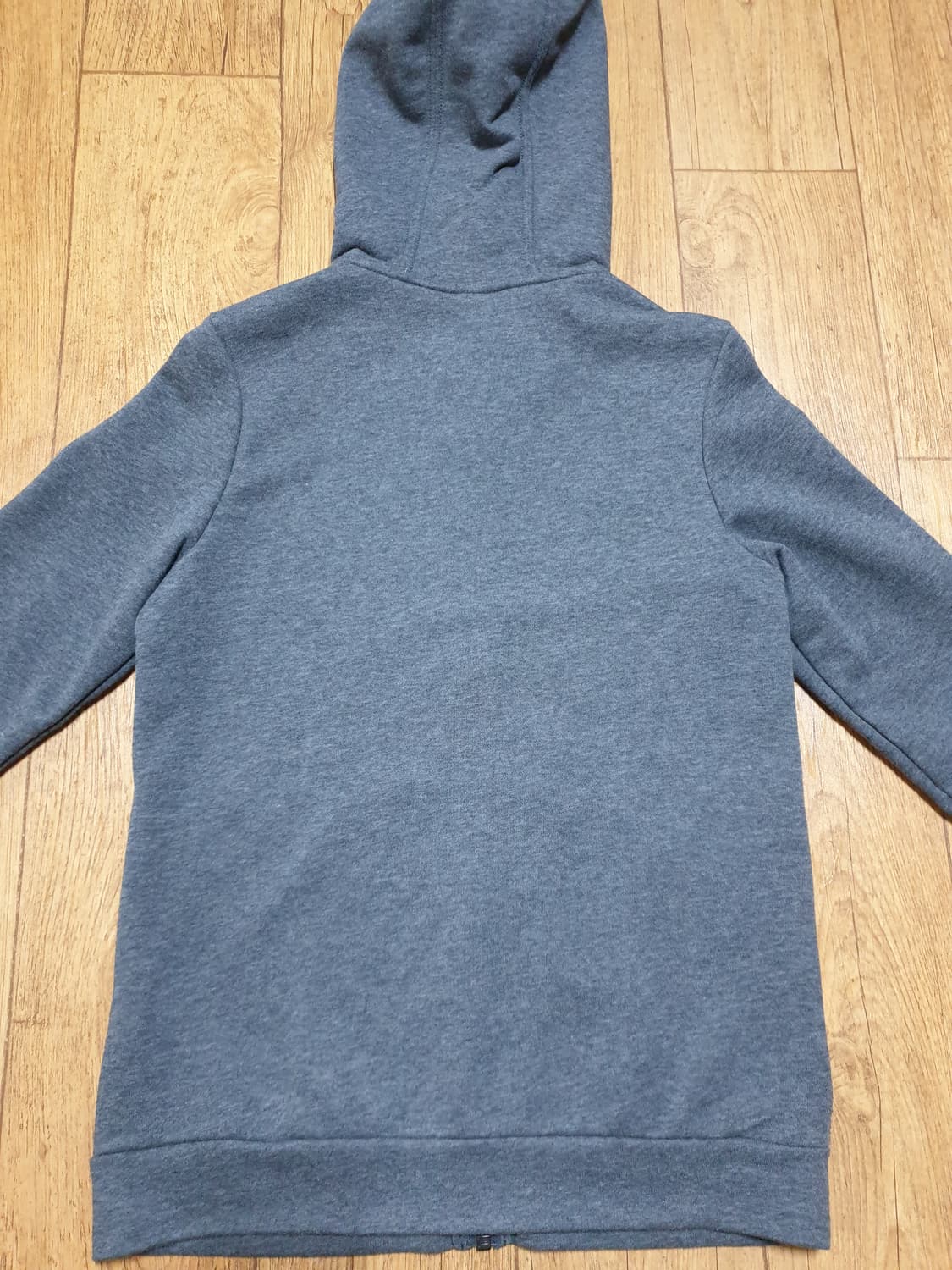 1211 아디다스 운동복 후드집업 90 사이즈입니다 상품이미지5